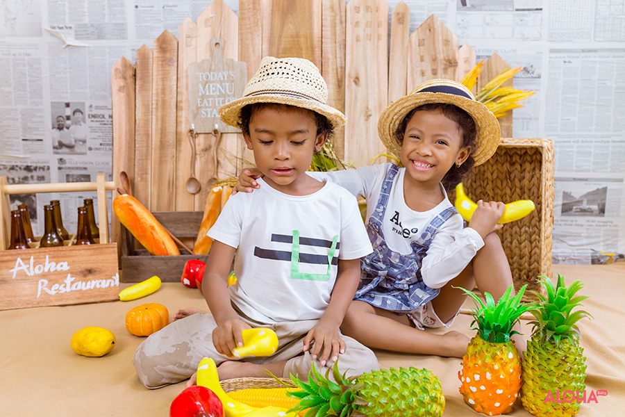 album ảnh gia đình cậu bé da đen